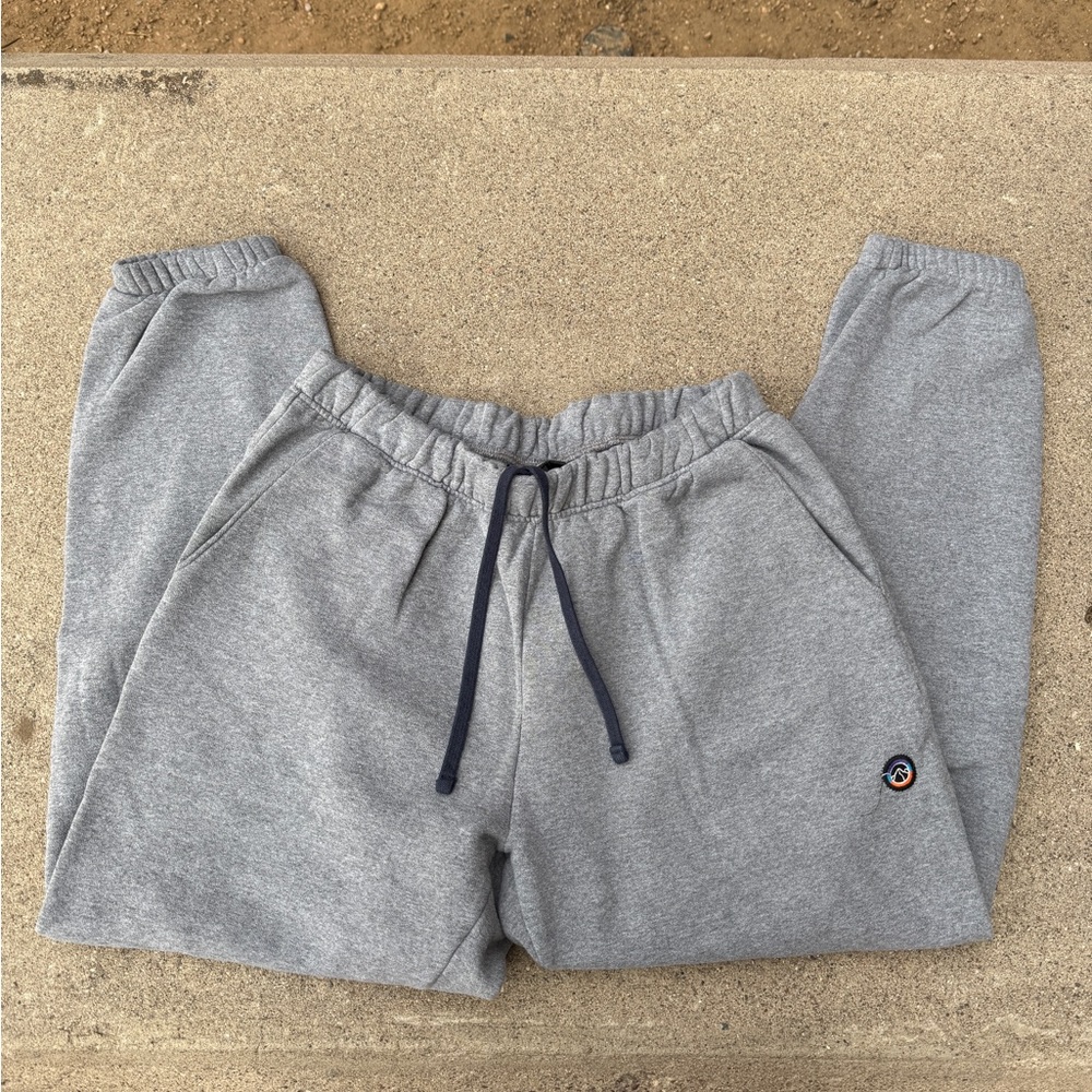Patagonia Mens Medium Gray Fitz Roy Icon Uprisal Sweatpants/Joggers